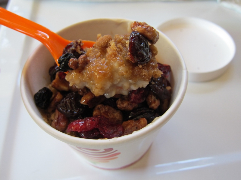 Review Jamba Juice Berry Cherry Pecan Steel Cut Oatmeal
