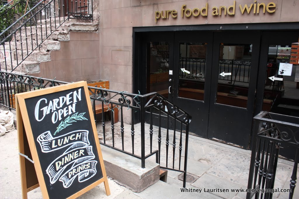 Pure Food and Wine, Raw Restaurant in NYC (Video Review & Interview)