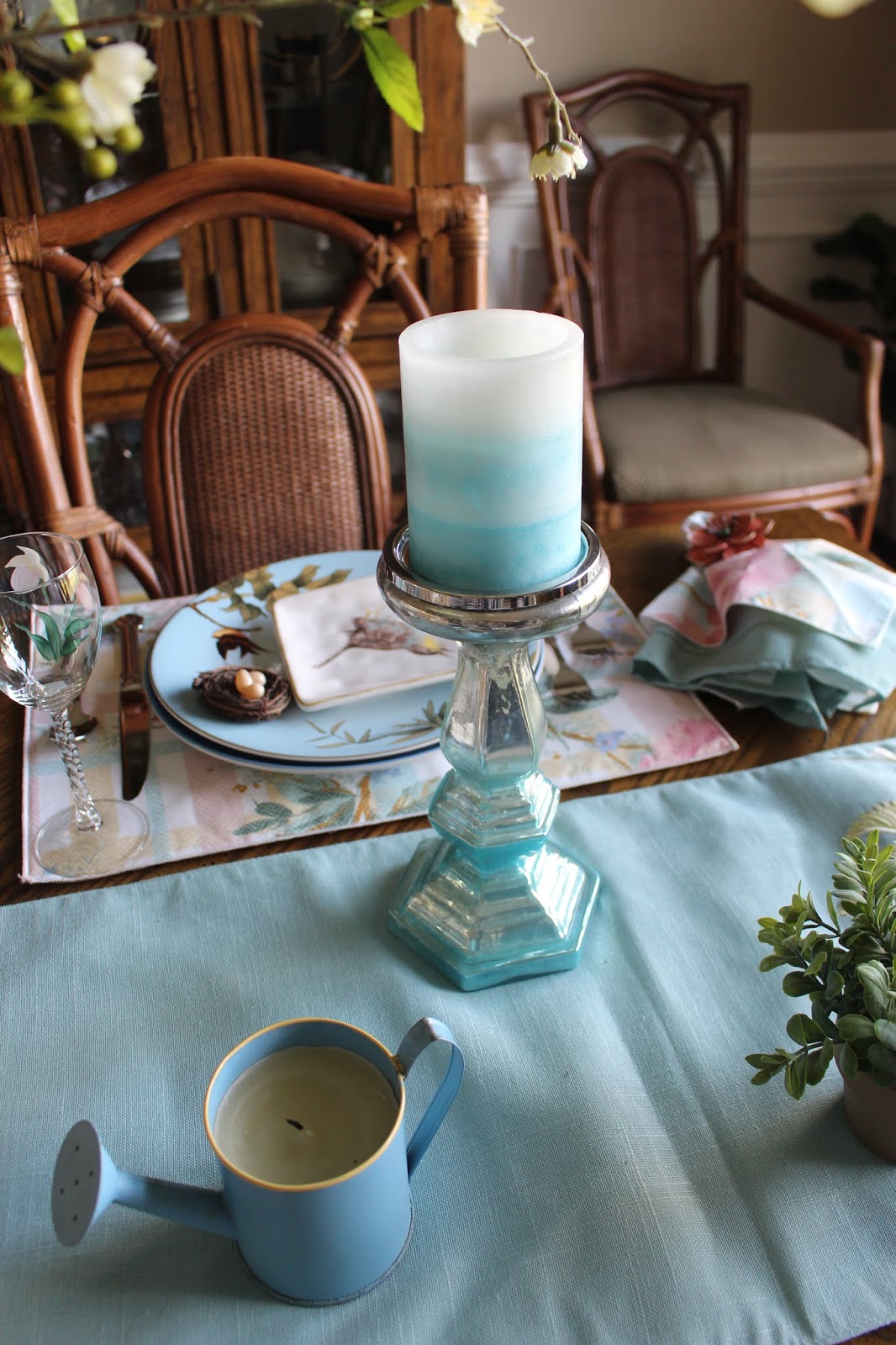 Designs by Pinky: Spring on the Dining Room Table