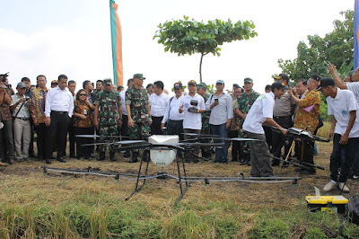 KUNJUNGAN MENTAN, PETANI SRAGEN TOLAK IMPORT BERAS