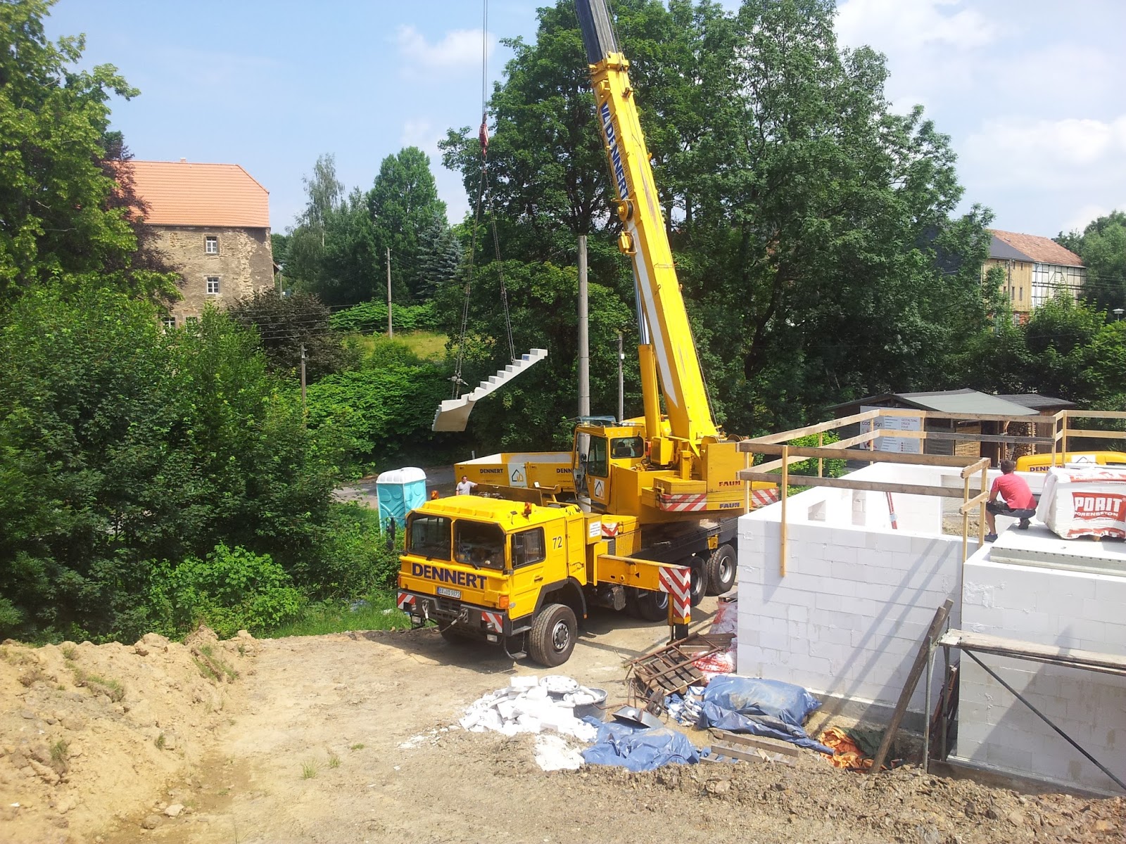 Unser Weg zum Eigenheim: Die erste Decke ist da.