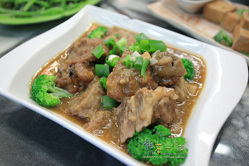 金源發台灣傳統美食|手工米苔目|刀切魯肉飯