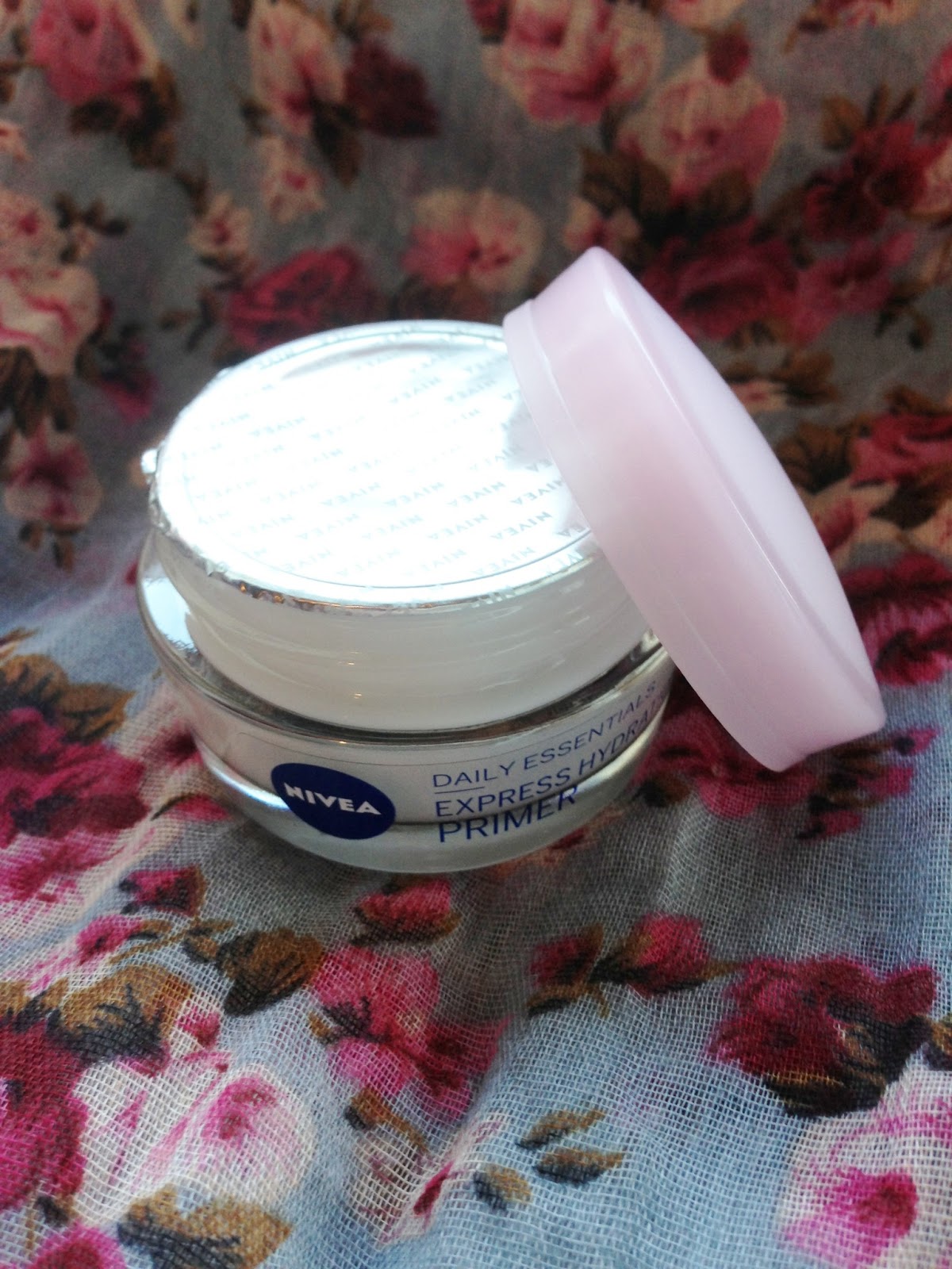 efxo Beauty Fashion Life Nivea Express Hydration Primer Review