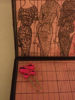 Tsunami Rose Designs: Tutorial: A mini album using the 