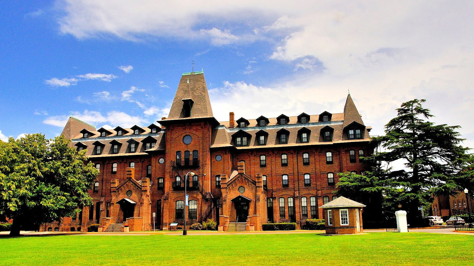 Hampton University Tuition Out Of State University Choices