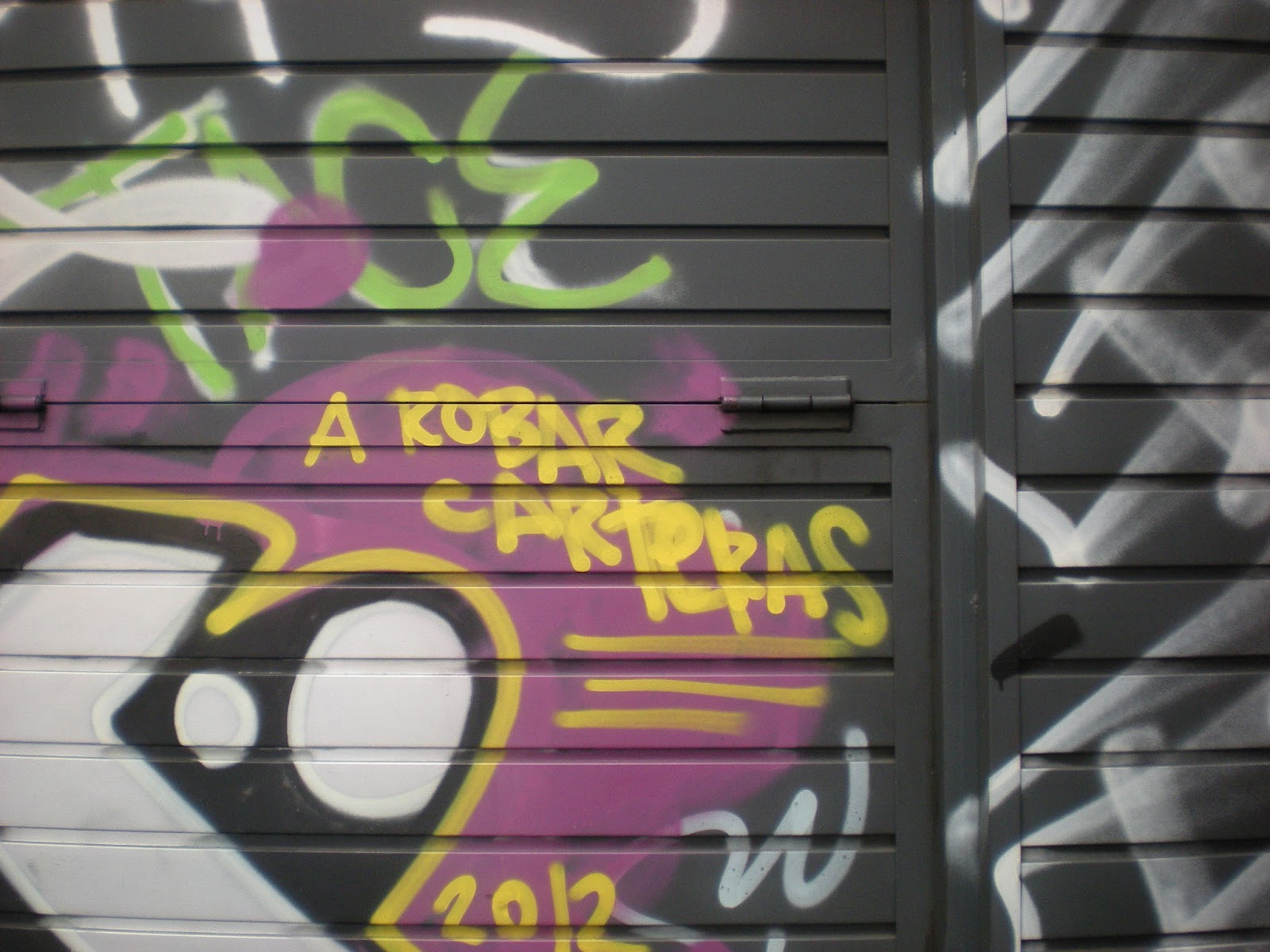 Caligrafías urbanas: robar