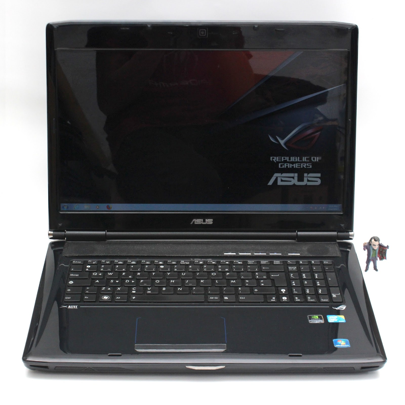 Laptop Gaming Asus Rog G72gx Ram 6gb Gtx Jual Beli Laptop Bekas Kamera Service Sparepart Di Malang