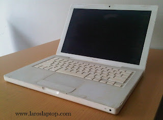 Jual Macbook A1181 White