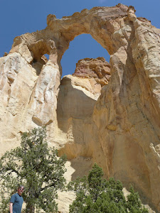 Grosvenor Arch, Utah