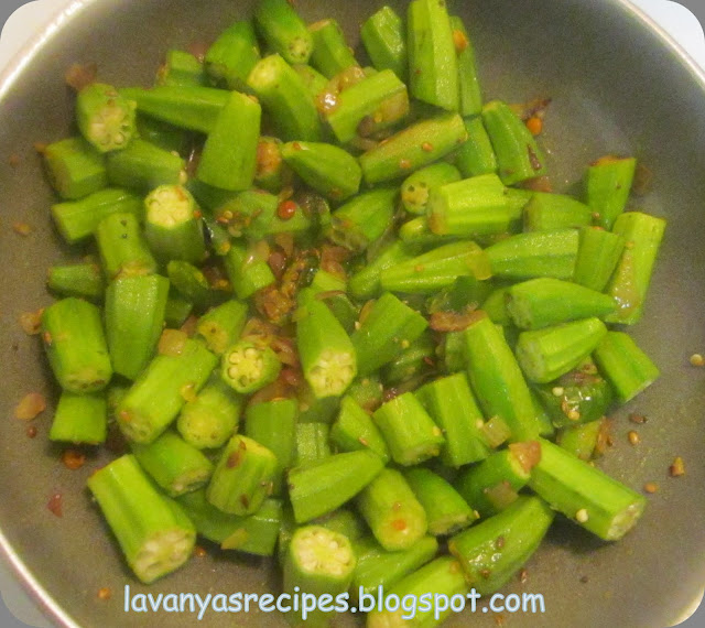 Okra Stew / Okra In Tamarind Gravy Diva Likes