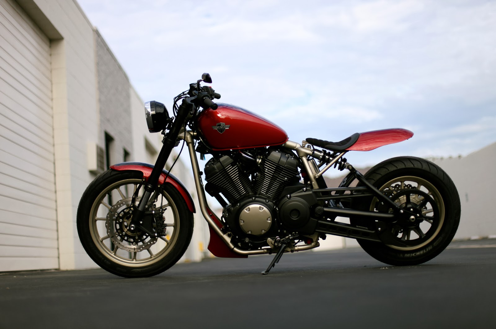 ss customs yamaha bolt