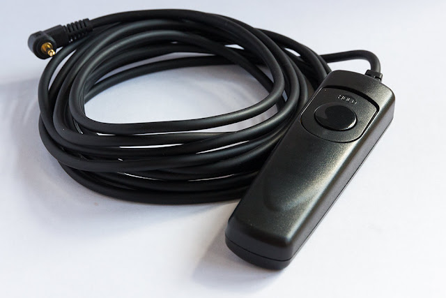 Showing a shutter release cable