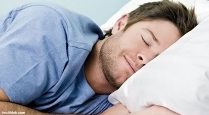 Jenis Trend Model Pakaian Tidur Pria Yang Disukai Wanita