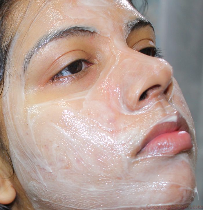 Oskia Renaissance Mask is an enzyme-based exfoliating mask that Gives You Instant Glowing Skin