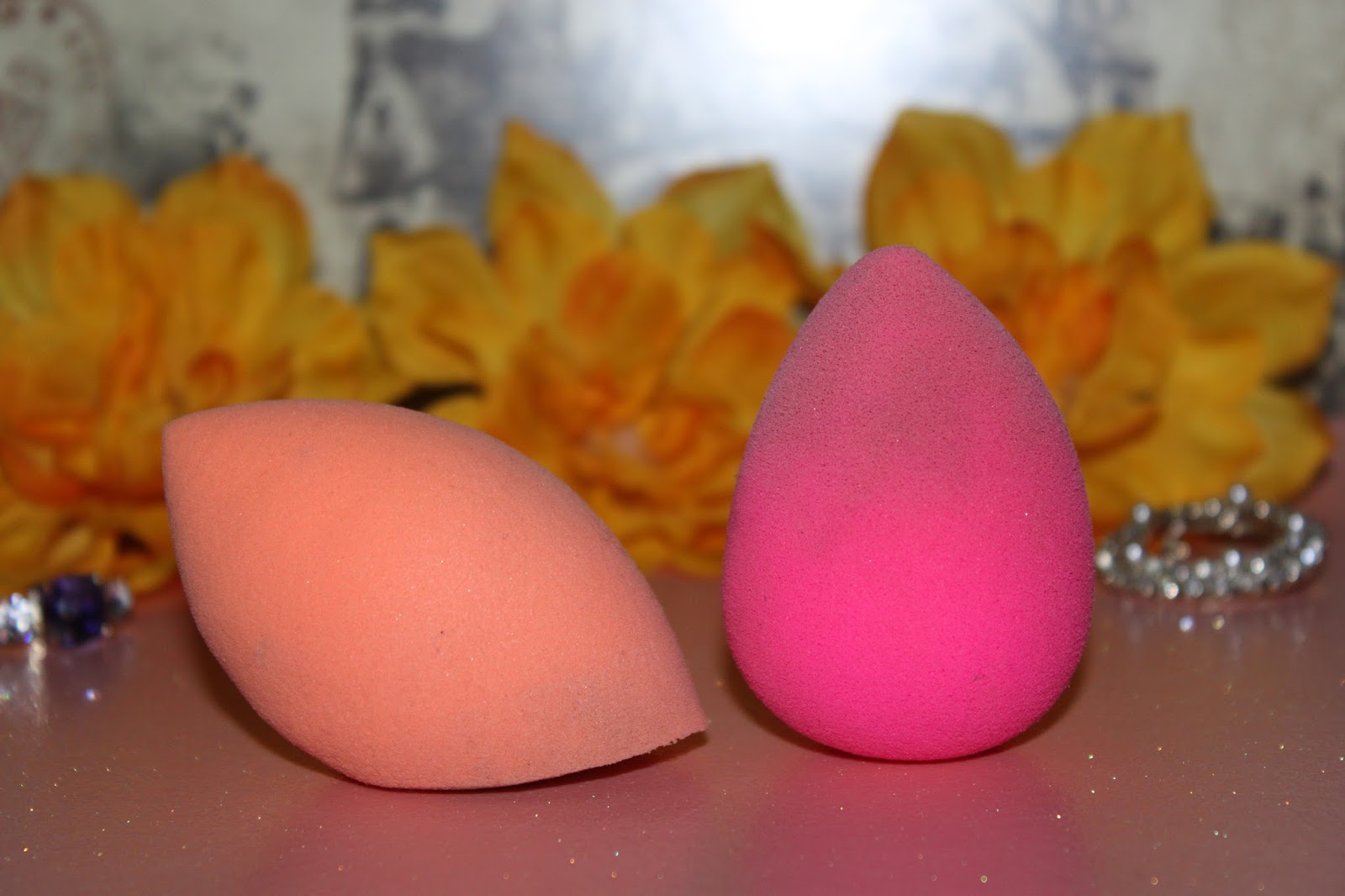 Shalunya and Boyet Miracle Complexion Sponge vs Beauty Blender Sponge