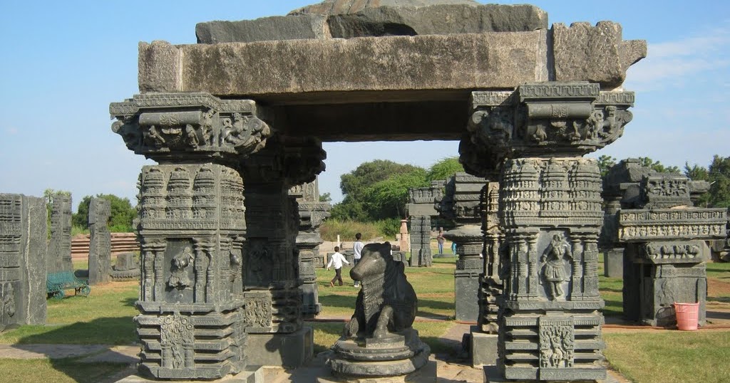 Варангал базальтовый храм индия