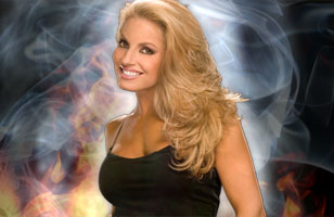 High Quality Desktop Wallpapers: WWE DIVAS (Trish Stratus)