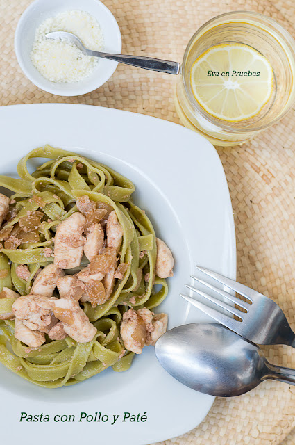 Pasta Verde con Pollo y Paté. Eva en Pruebas