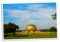 Bola dorada en Auroville