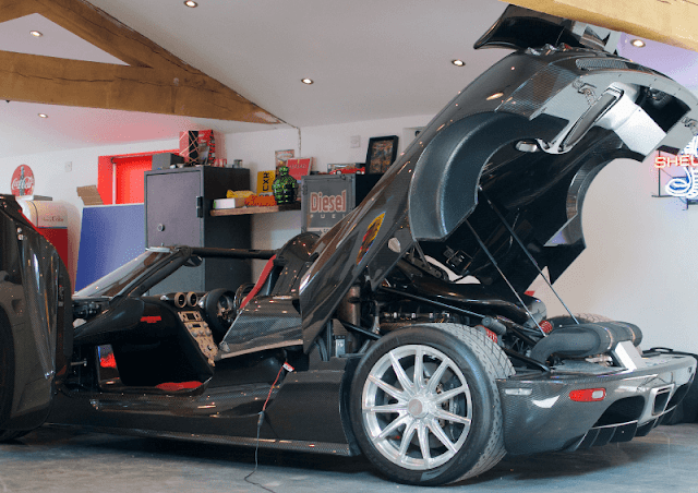Koenigsegg CCXR Edition trunk open