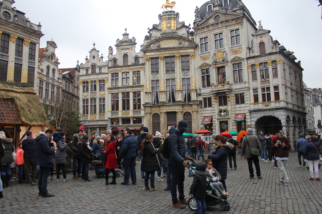 hlavní náměstí Bruselu ve vánočním období