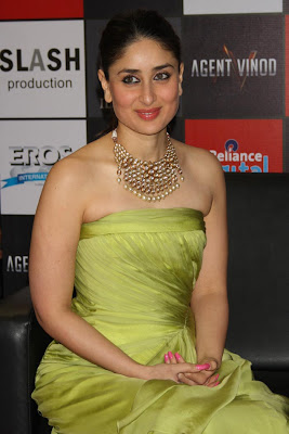 Kareena Kapoor in a short green dress very hot