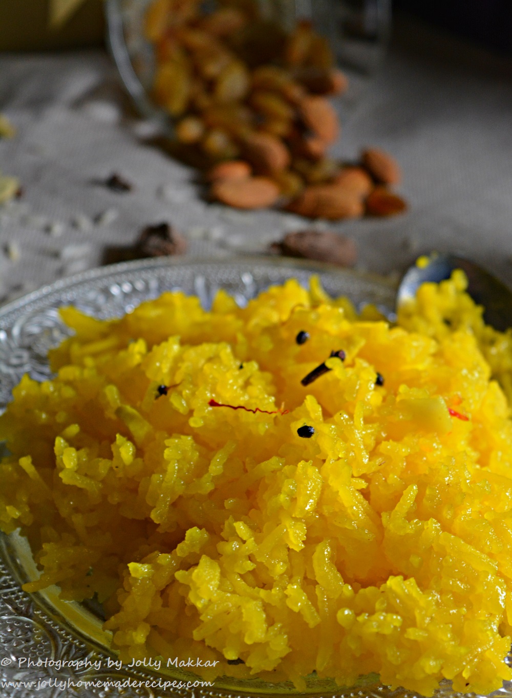 Meethe Chawal Recipe How To Make Punjabi Sweet Yellow Rice Saffron