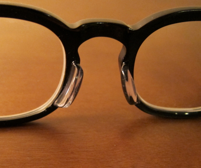 MoBlog: だから眼鏡はやめられない