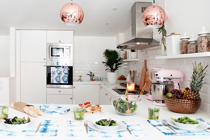 Una blanca cocina luminosa | Decoración