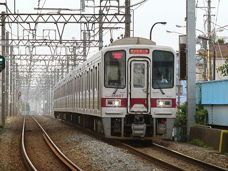 区間準急　北千住行き1　30000系