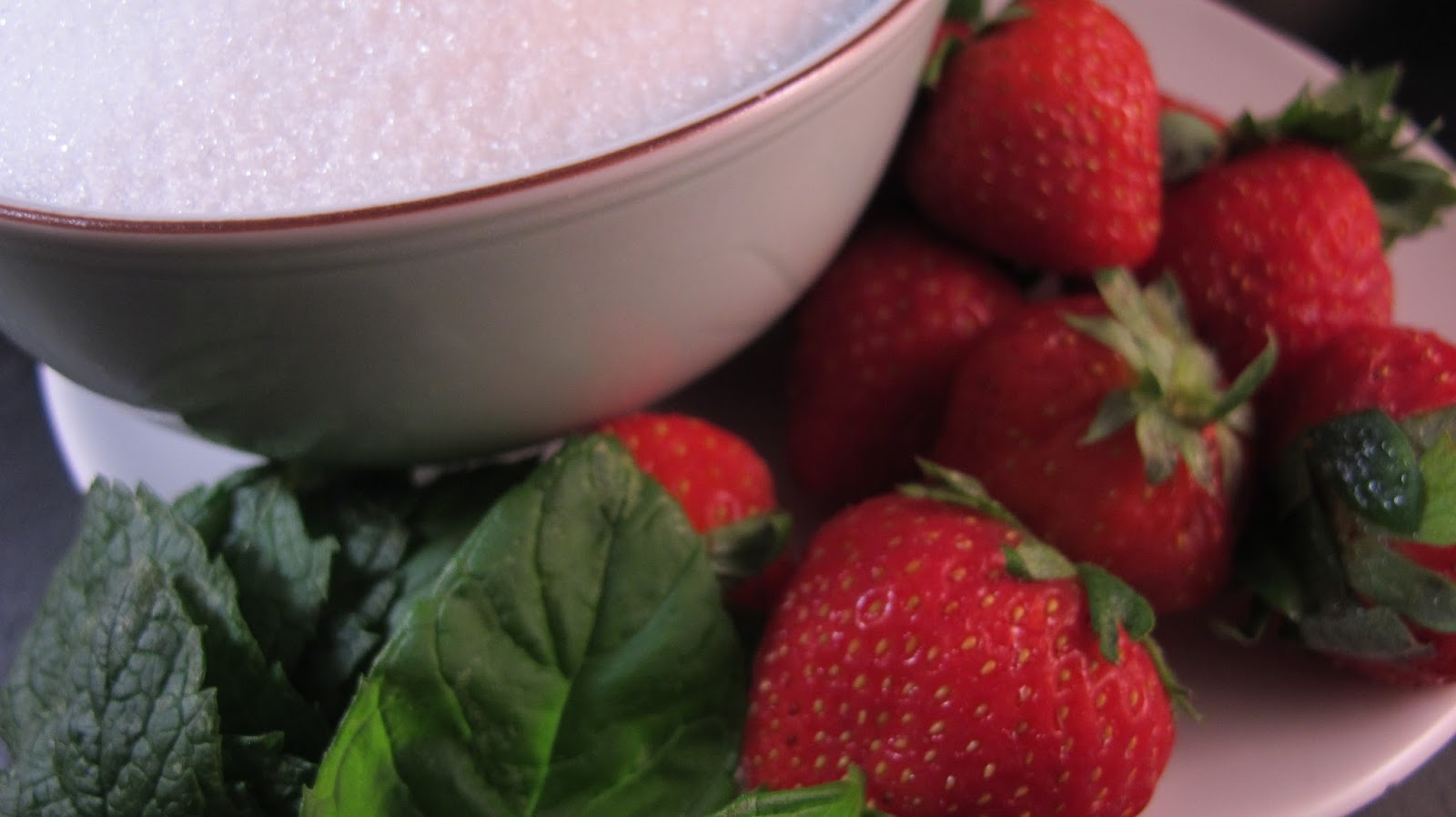 Confiture de fraises à la menthe