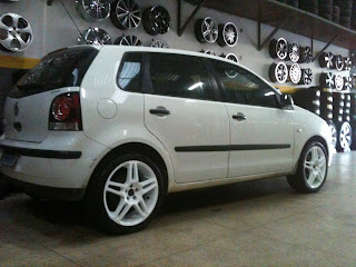 Volkswagen polo r17