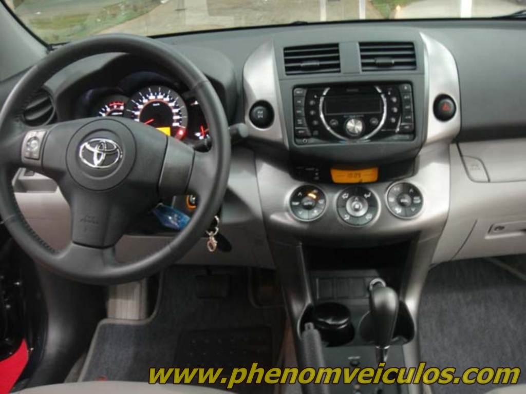 Toyota Rav4 4x4 10 Usada A Venda Preco R 72 900 Phenom Veiculos