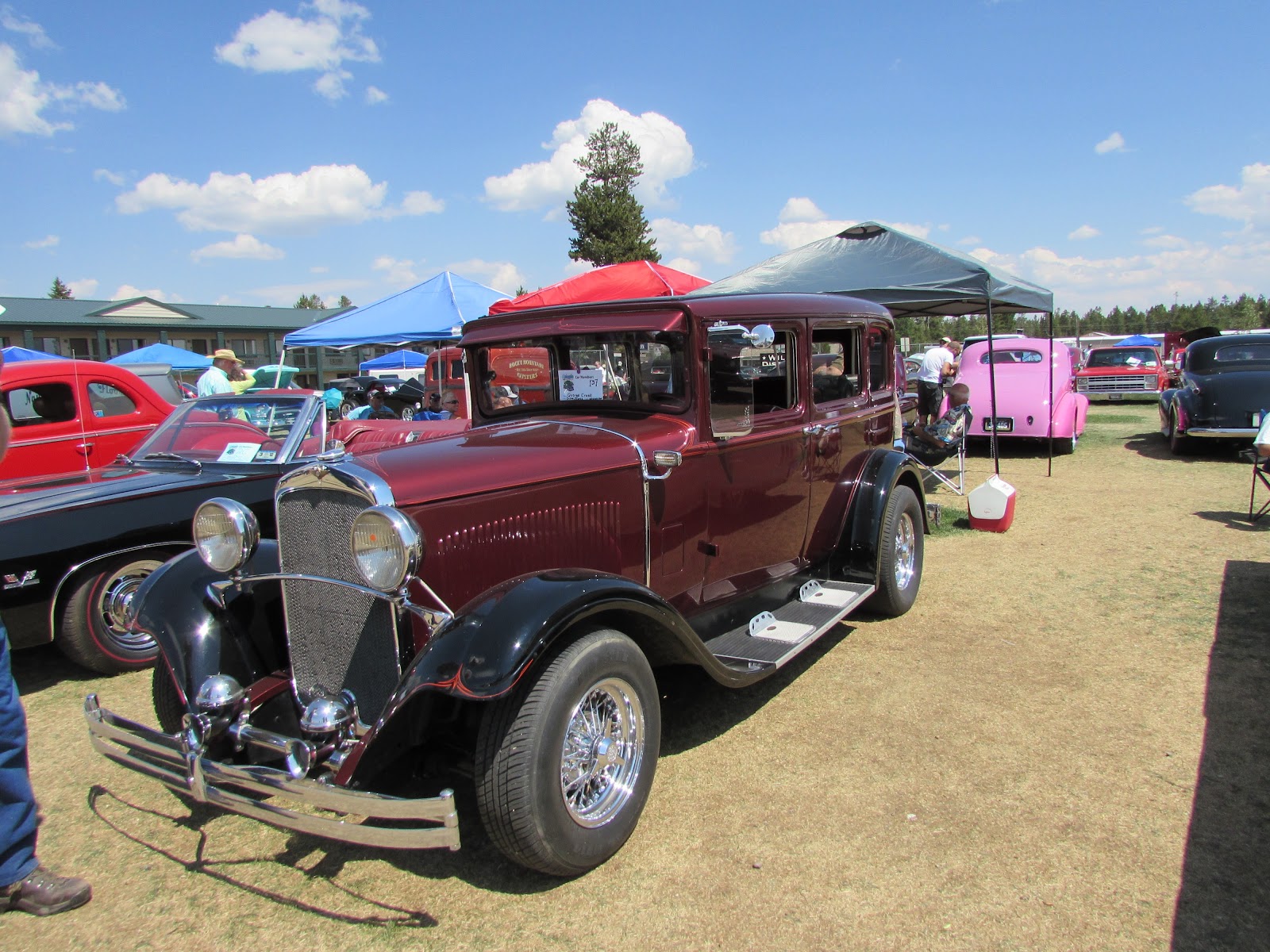 Reel Rods Inc. SHOP UPDATE West Yellowstone car show