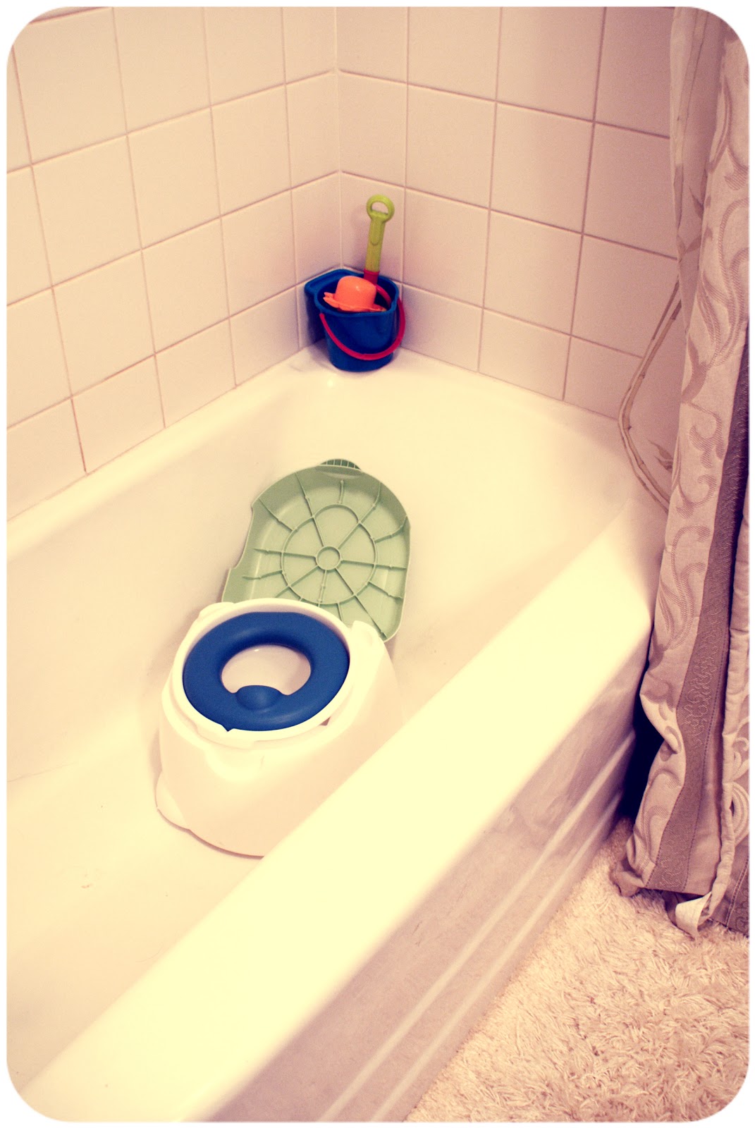 The Better Nester Fear Of Releasing On The Potty The Bathtub Method