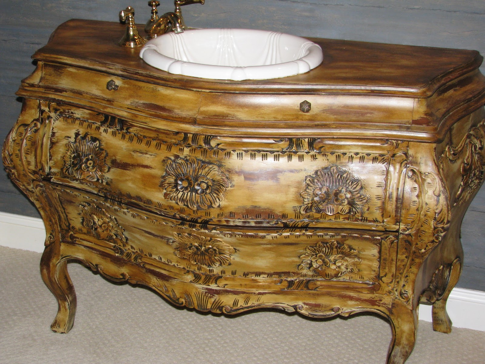 Gold Bathroom Vanity Unit