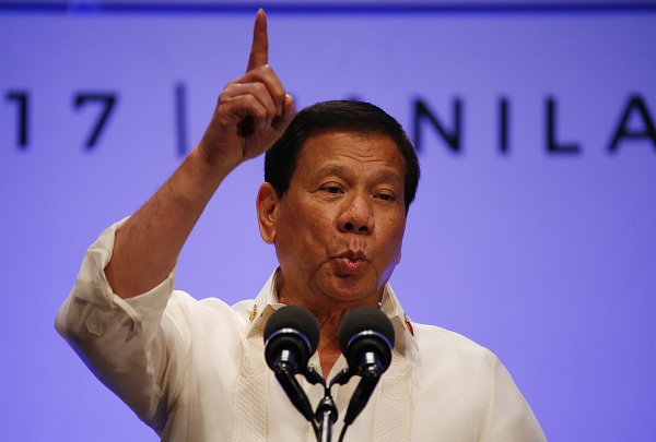 Delima to Duterte: Isang Matanda na May 'EQ' ng Isang 6 na Taong Gulang na Bata! Delima to Duterte: Isang Matanda na May 'EQ' ng Isang 6 na Taong Gulang na Bata!