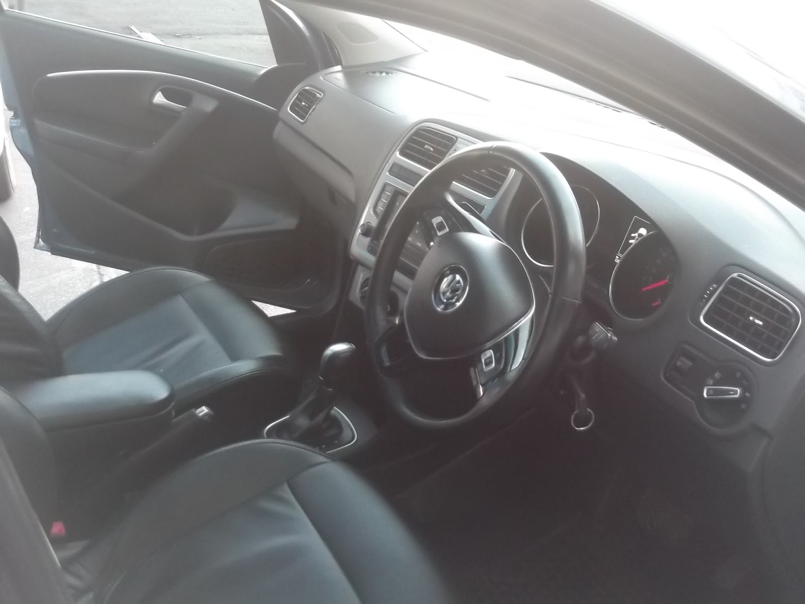 2016 Polo 6 Tsi 1.2 Sunroof R215000