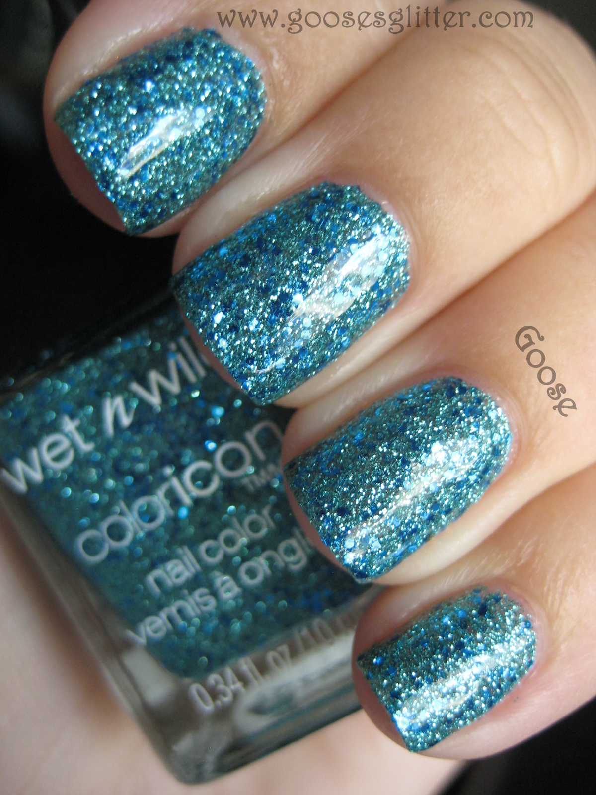 Goose s Glitter Wet N Wild Cost Is No Issue Swatch And Review goose-s-glitter-wet-n-wild-cost-is-no-issue-swatch-and-review