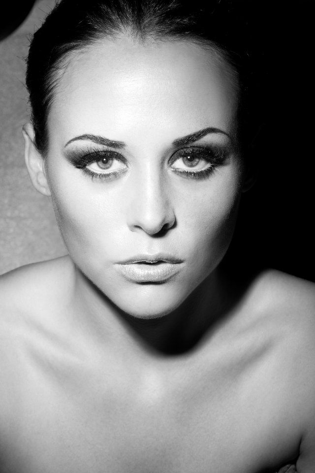 Zuria Vega en Cloroformo y Un refugio para el amor Más Telenovelas