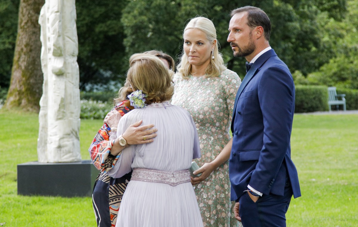 Юбилей королевы Сони: вечерний прием: ru_royalty — LiveJournal