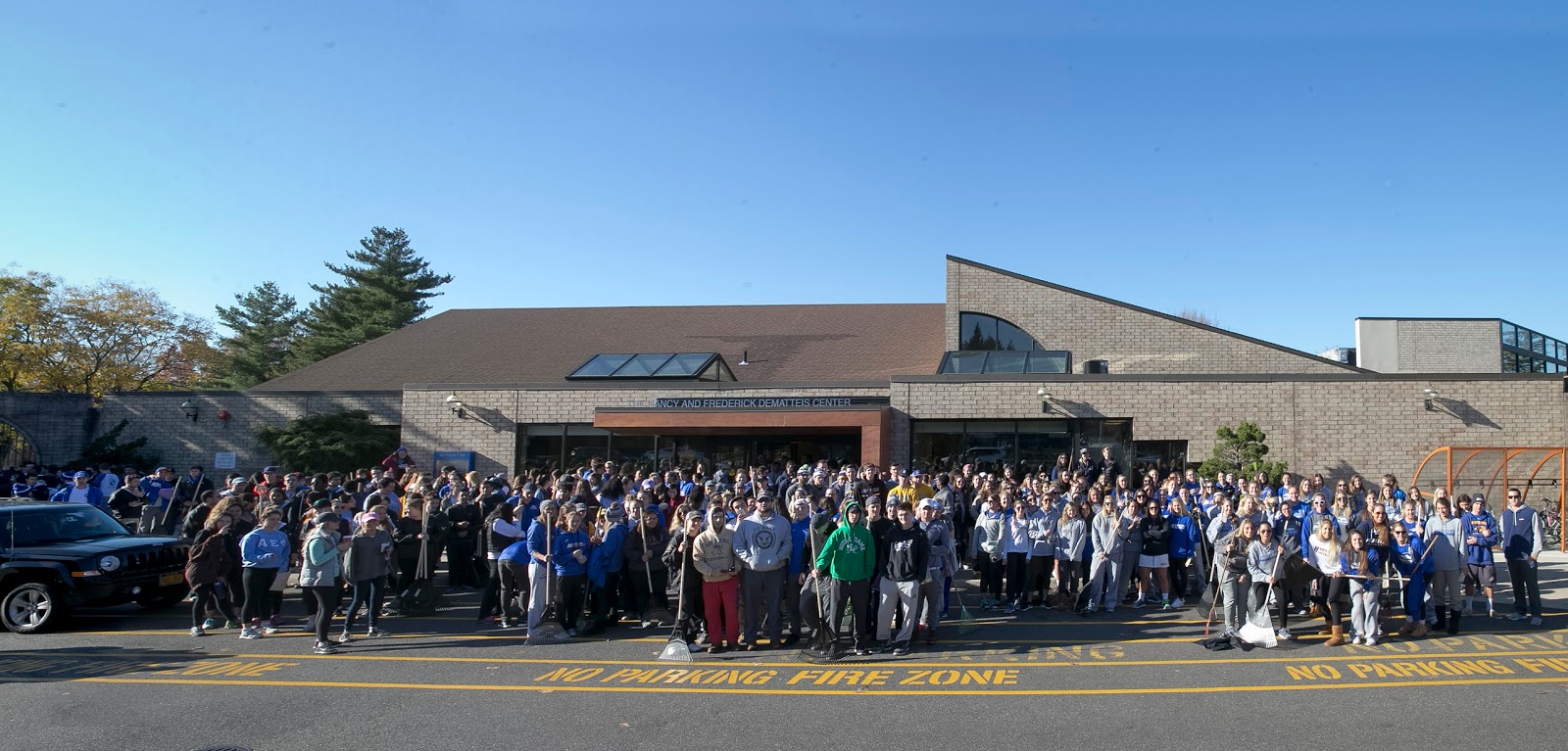 Hofstra Family Connection