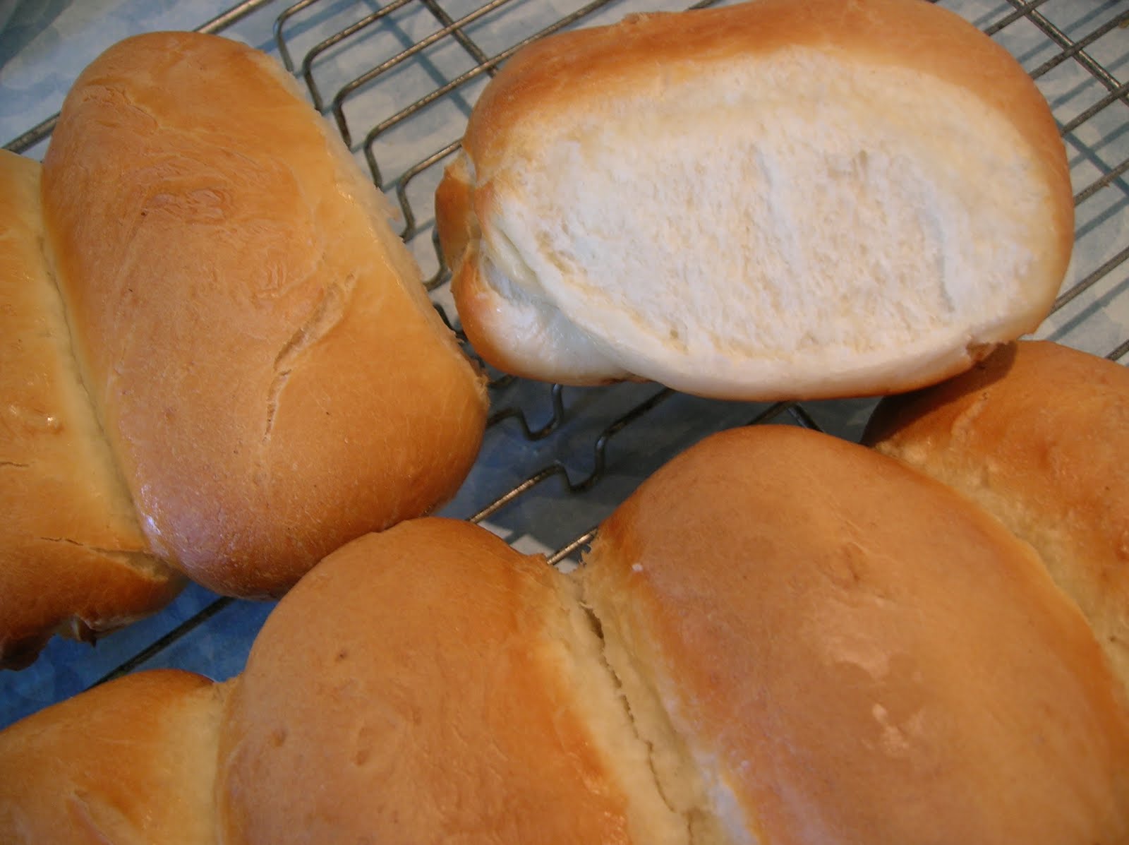 Strudel Empire: Semmeln - Typical Austrian Bread