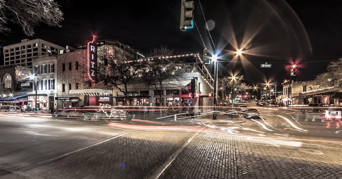 Lensa yang Bagus untuk Foto Malam Hari | Blog Banten Kamera