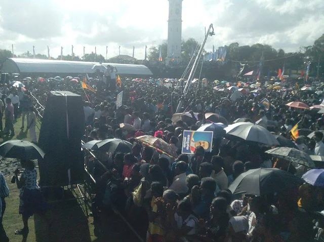 "To stand up with Mahinda" rally in Matara in photos last evening