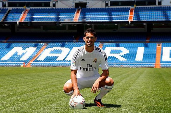 Isco officially presented as Real Madrid player | inside World Soccer