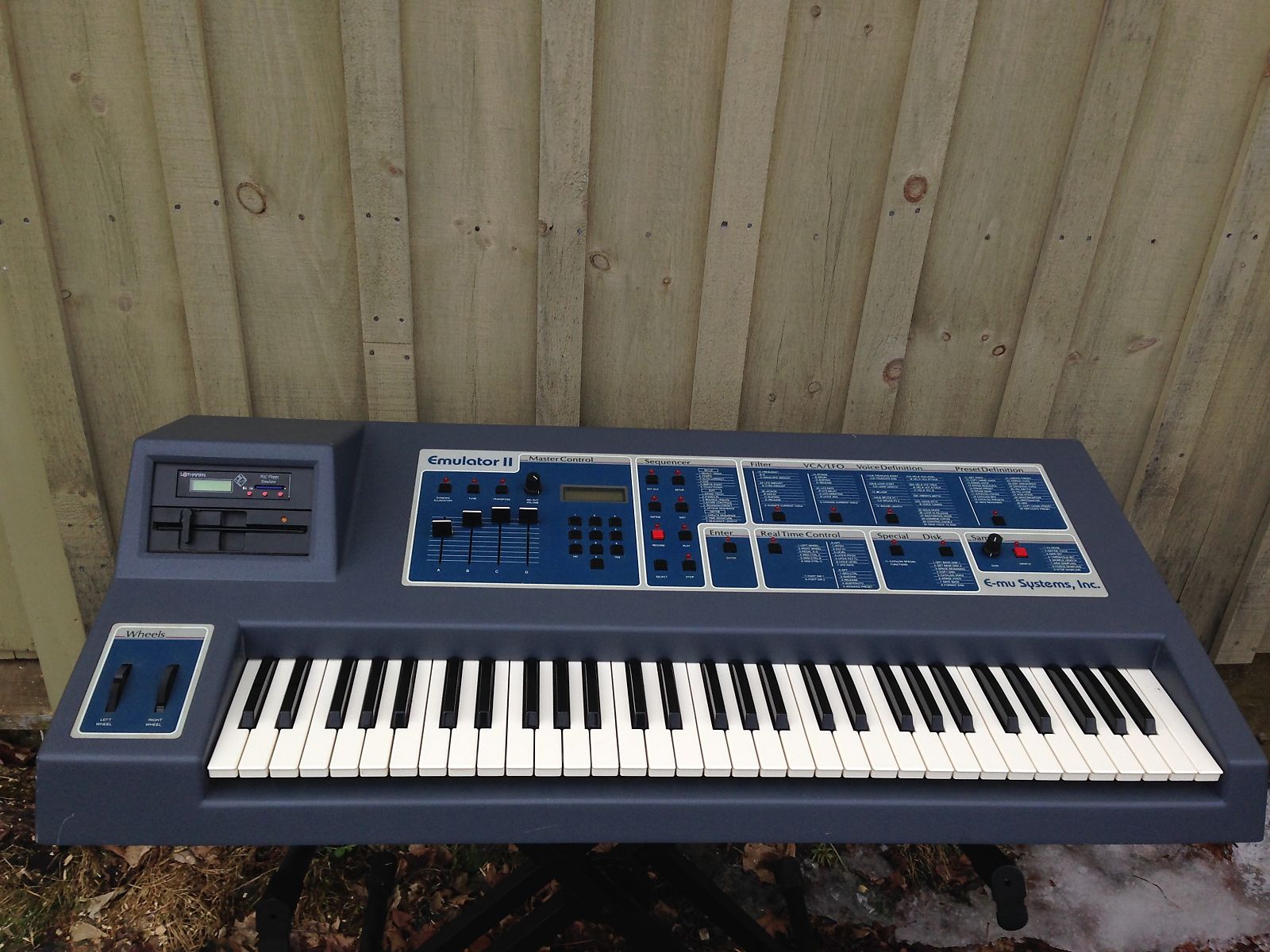 аналоговый синтезатор korg monotron delay. аналоговый синтезатор vst. Moog vst. Emulate синтезатор. программы для синтезатора.