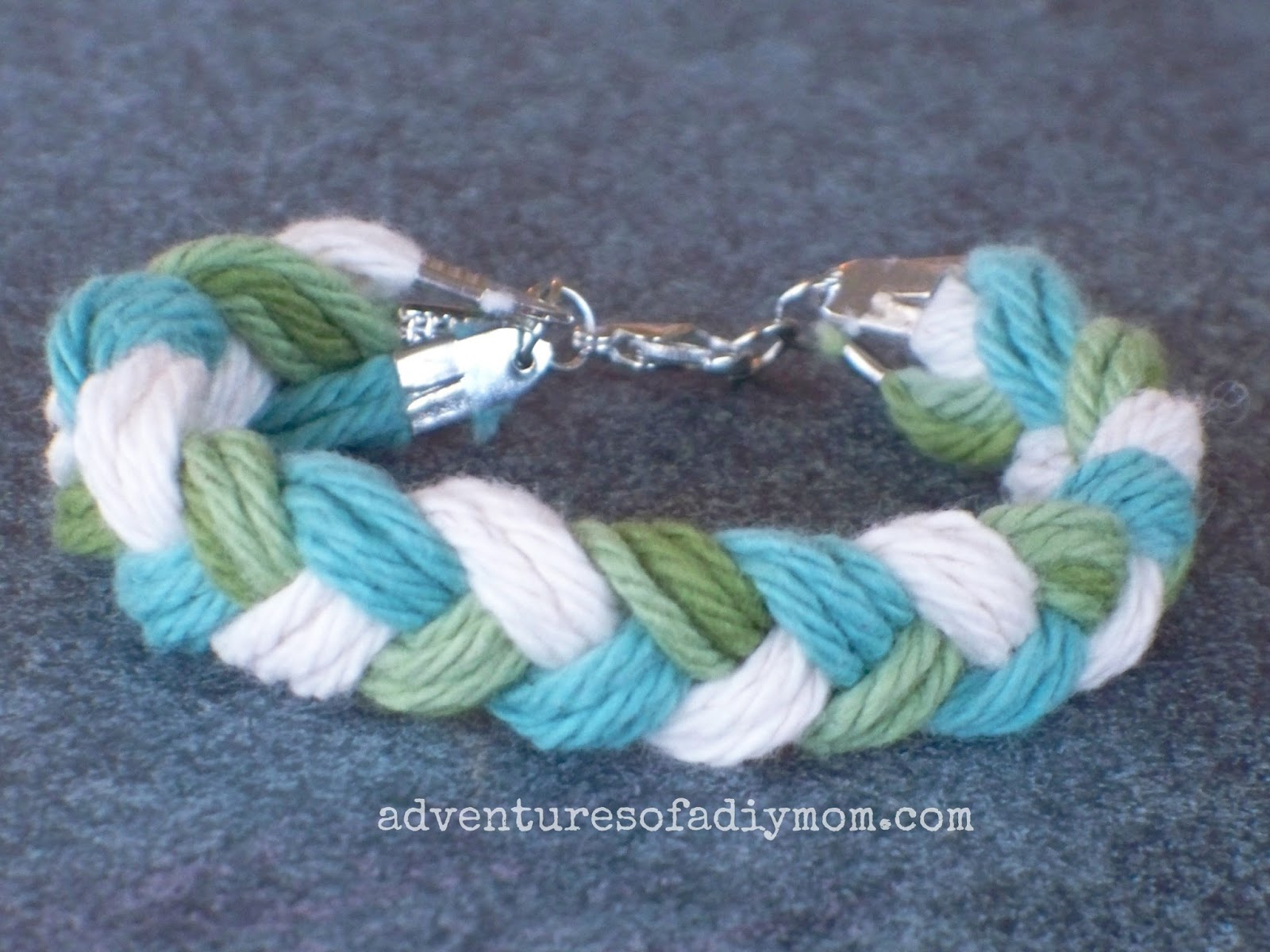 Bracelet Yarn