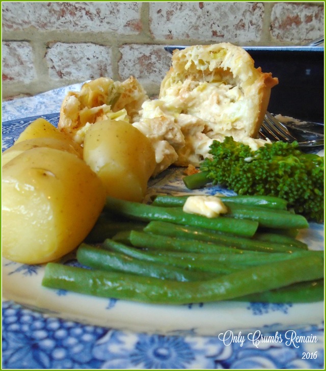 Only Crumbs Remain Vegetarian Chicken & Leek Pie