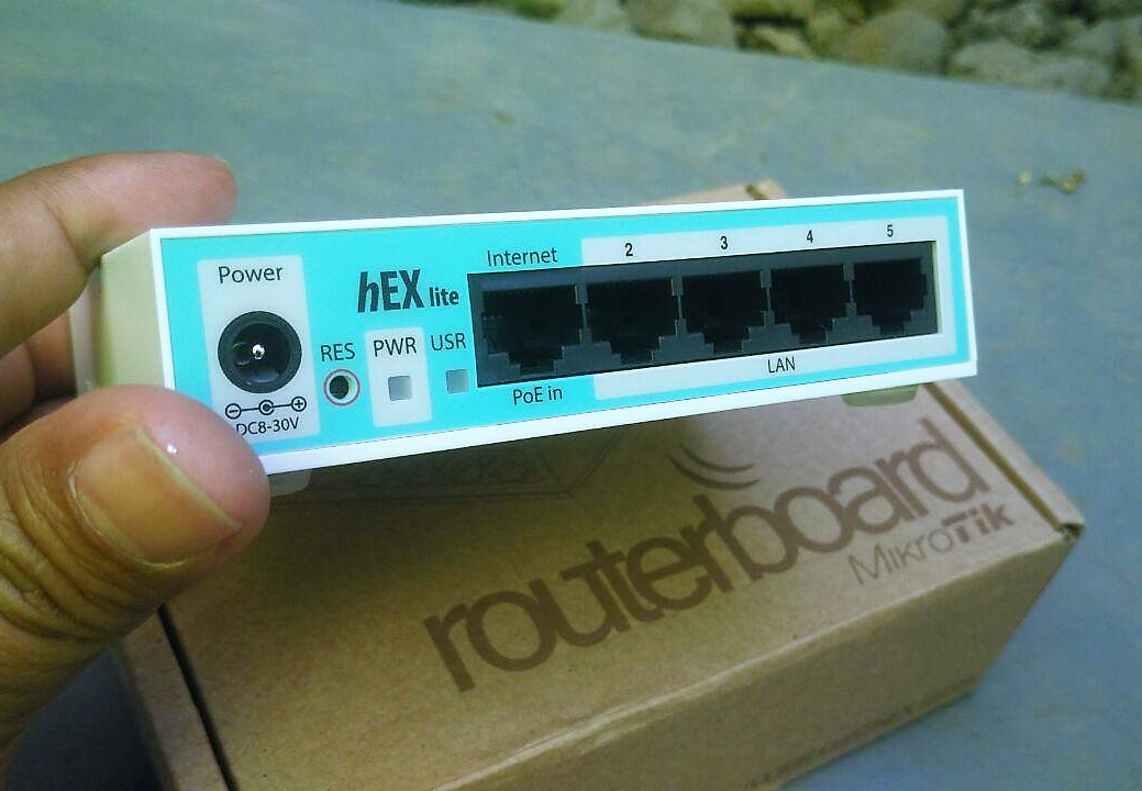 Mikrotik hex lite rb750r2. Mikrotik rb750r2. mikrotik routerboard rb750. mikrotik hex poe lite.
